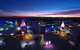 Santa Claus Village 4*